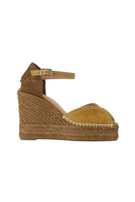 elegant-heeled-wedges
