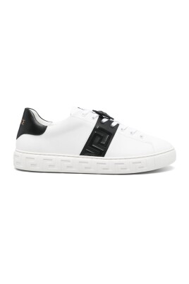 white-sneakers-for-men