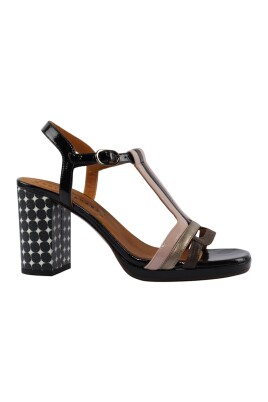 rose-sugar-stylish-sandals
