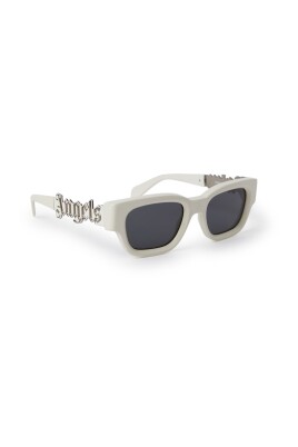authentic-glasses-with-top-notch-service