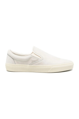 grey-slip-on-round-toe-sneakers
