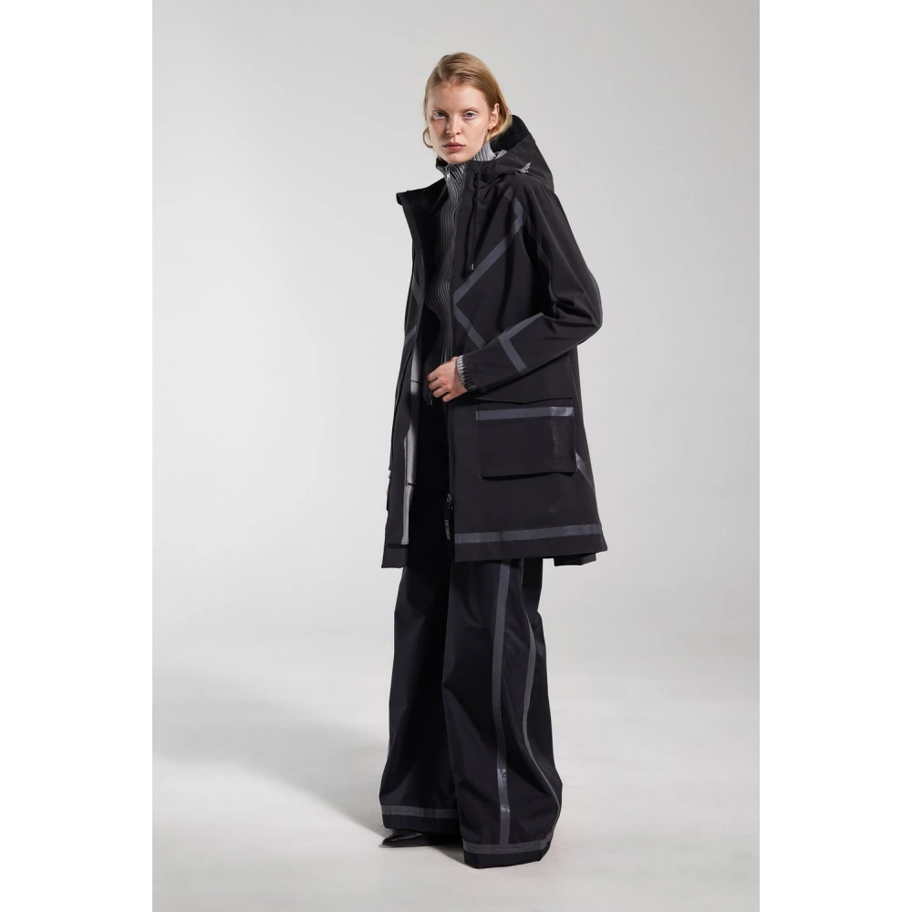 Stutterheim Ambachtelijke A-Lijn Regenjas met Tape Strepen Black Dames