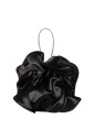 sac-seau-en-satin-noir-avec-poignee-bijou