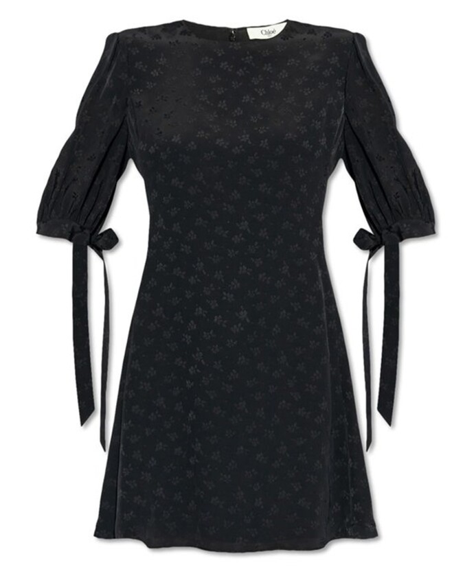 black-dress-for-women-elegant-style