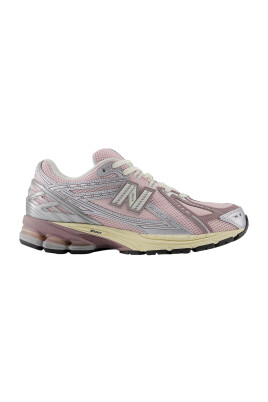 sneakers-en-tissu-technique-rose-et-argent