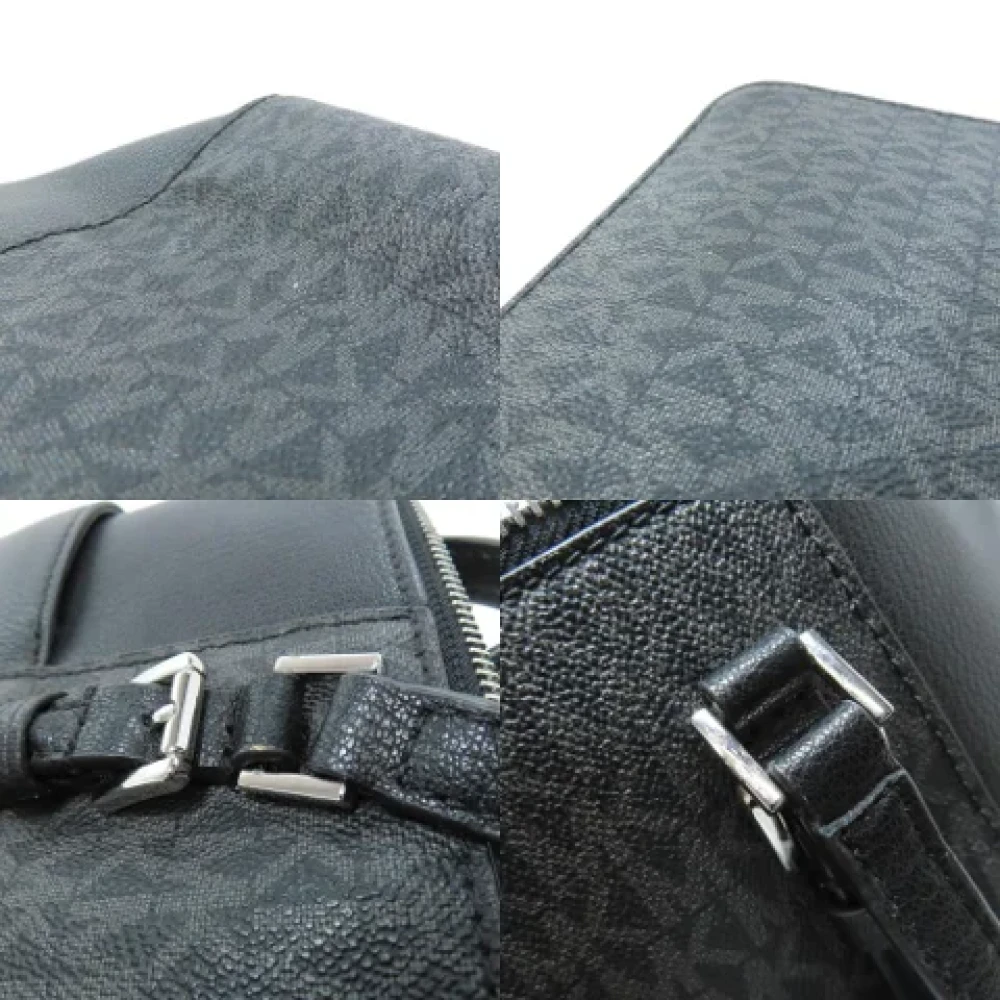 Michael Kors Pre-owned Canvas shoulder-bags Black Dames
