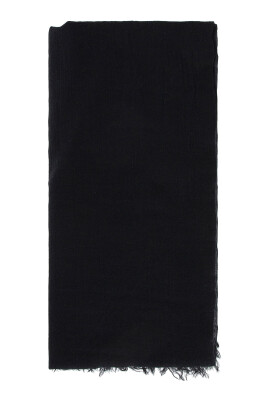 black-lightweight-knit-with-fringed-edges