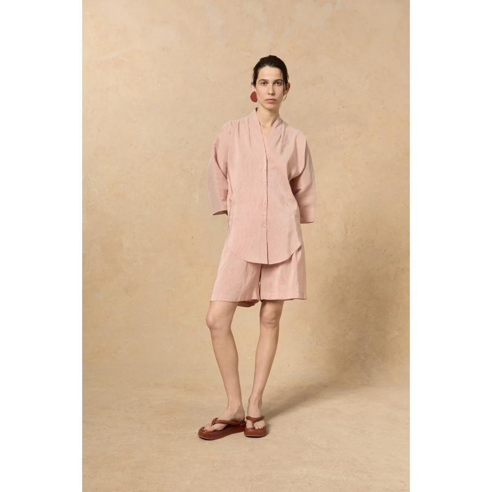 Cortana Gestreepte high-waisted linnen zijden shorts Pink Dames