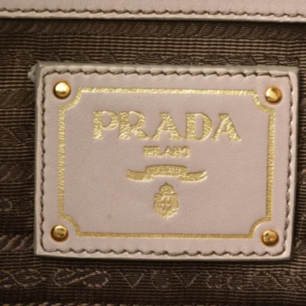 Prada Vintage Pre-owned Leather prada-bags Beige Dames