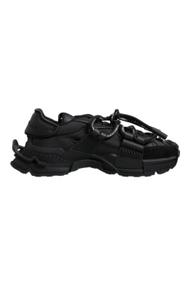 black-low-top-space-lace-up-sneakers