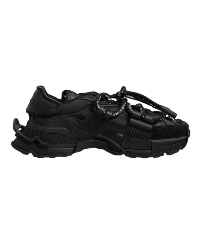 black-low-top-space-lace-up-sneakers