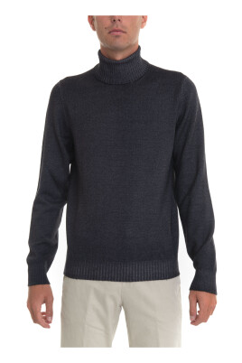 stone-washed-wool-turtleneck-pullover