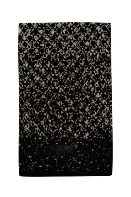 black-wool-scarf
