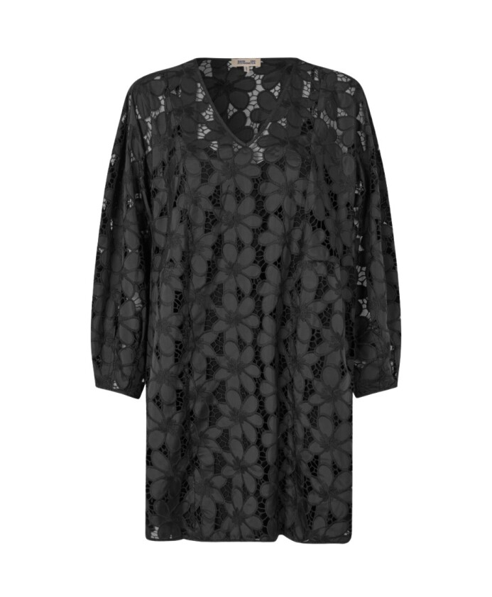 almine-black-dress