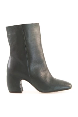 Moon Heel Boot