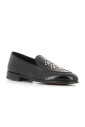sandales-noires-en-cuir-cloute