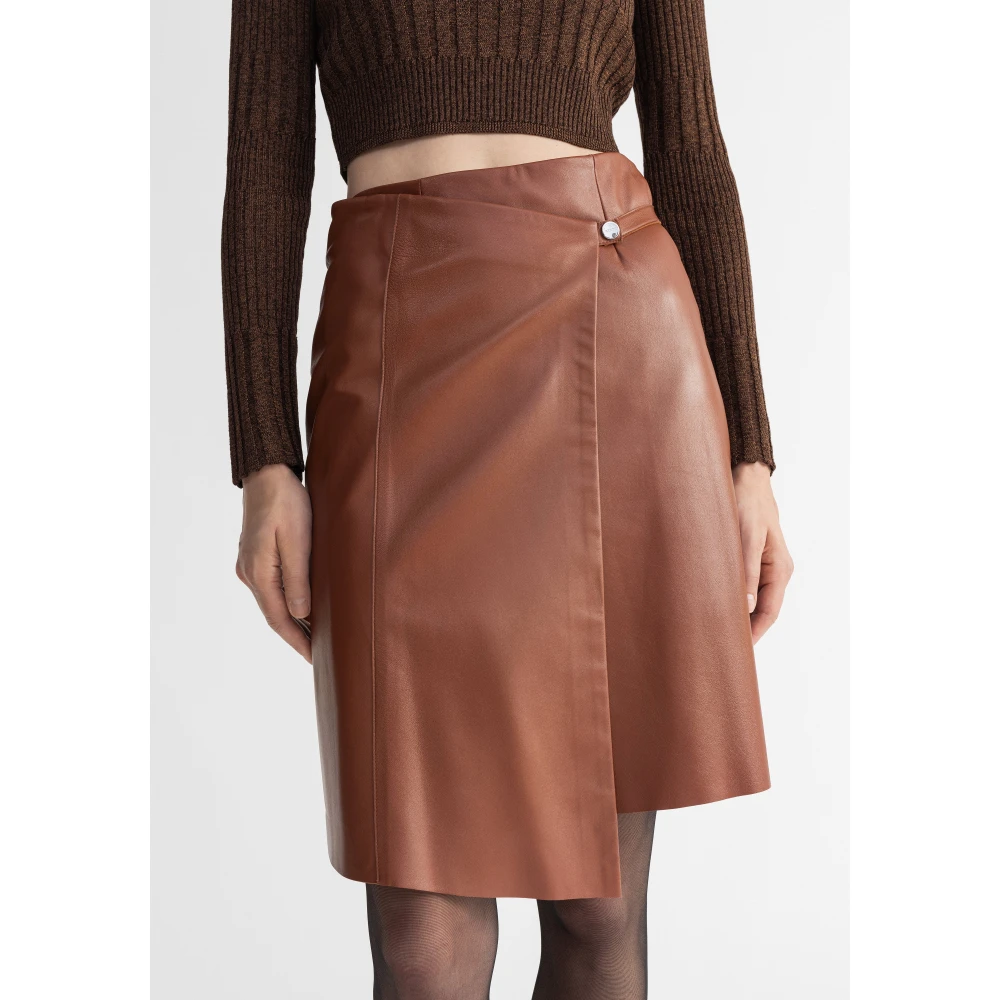 Aeron Cora Brown Dames