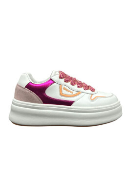 vita-sneakers-med-fuchsia-och-rosa-insatser