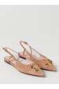 chaussures-plates-en-daim-nude-bout-pointu