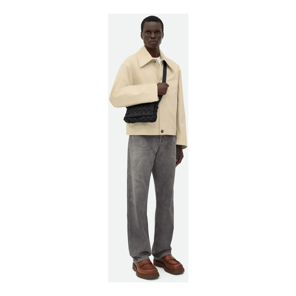 Bottega Veneta Zwarte Cross-body Tas met Intreccio Foulard Motief Black Heren