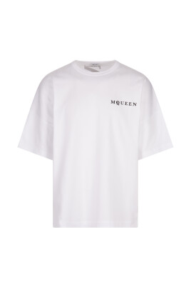 white-oversized-t-shirts-and-polos