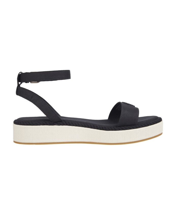 black-flat-sandals
