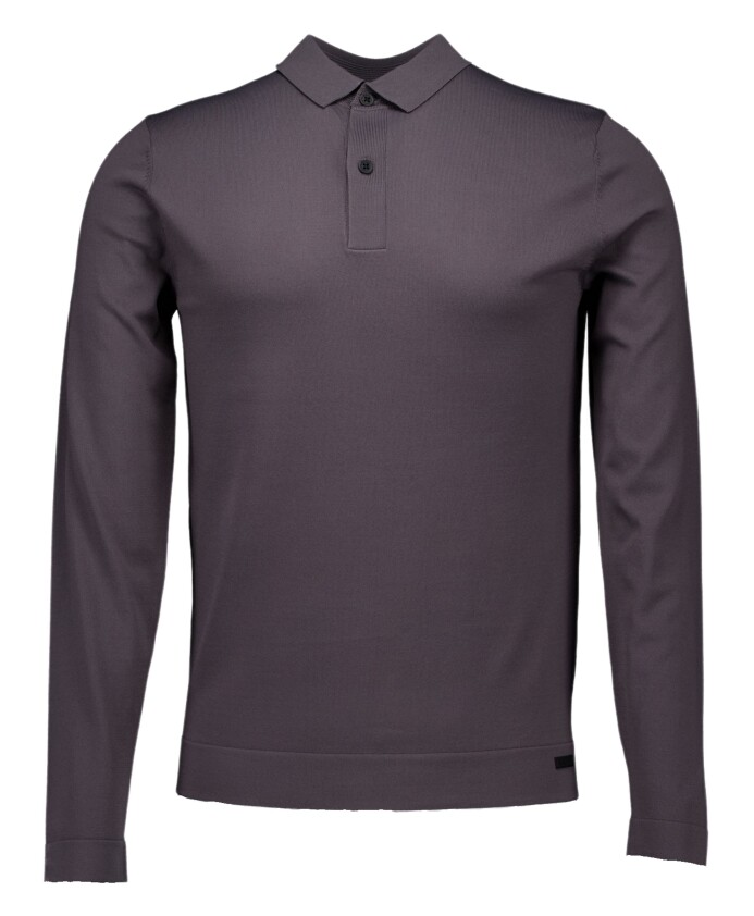 grey-polo-shirt