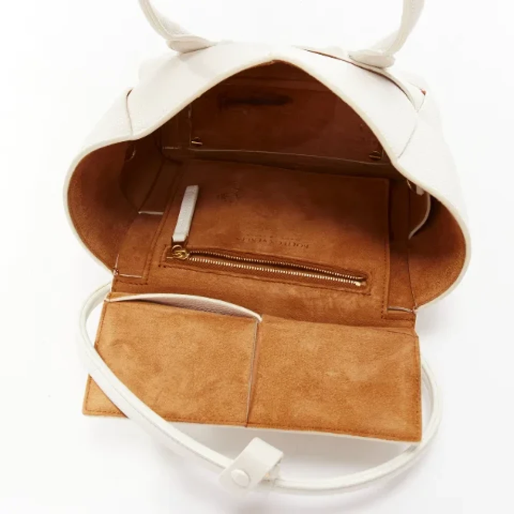Bottega Veneta Vintage Pre-owned Leather handbags White Dames