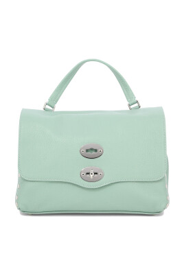 green-leather-handbag-elegant-design