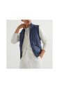 gilet-en-cuir-bleu-avec-col-haut