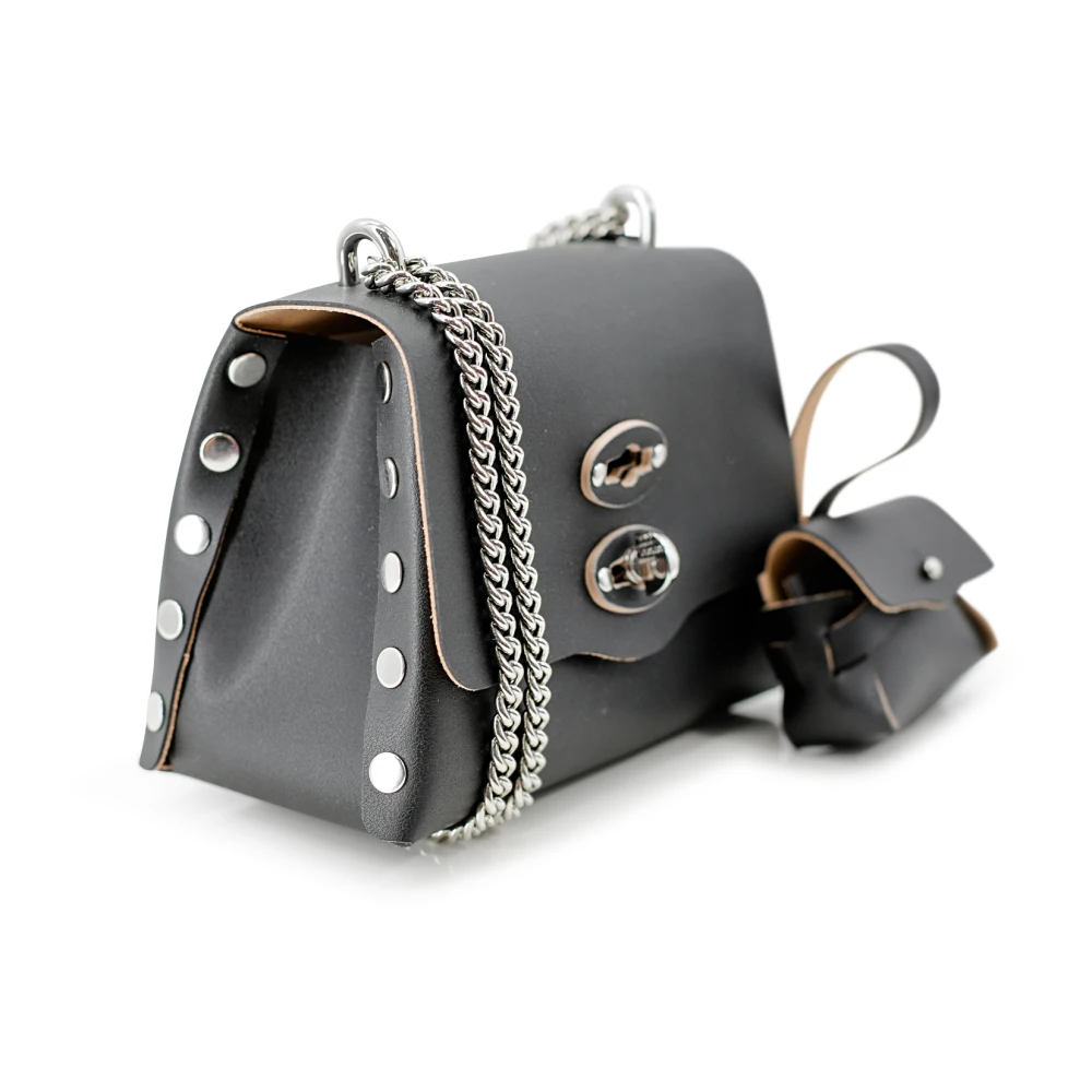 Zanellato Zwarte leren schoudertas met studs Black Dames