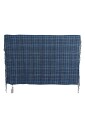 echarpe-a-carreaux-bleus-a-franges