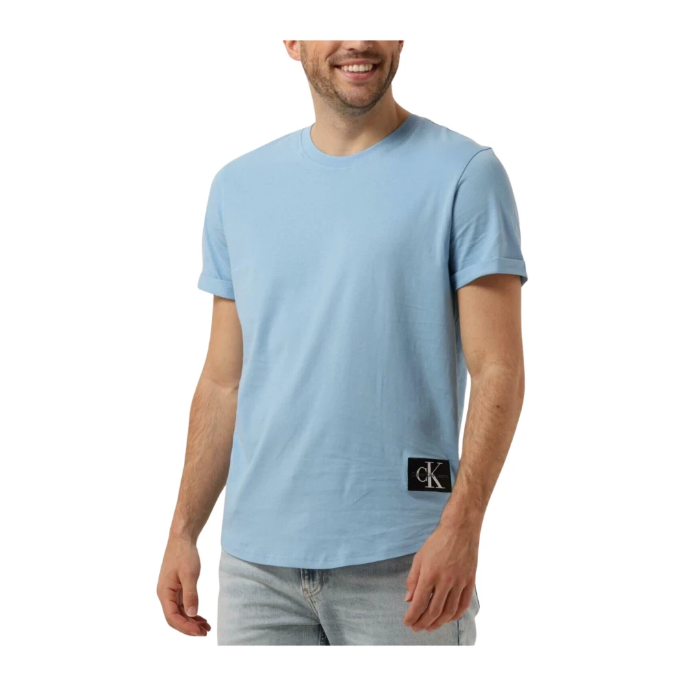 CALVIN KLEIN Heren Polo's & T-shirts Badge Turn Up Sleeve Lichtblauw