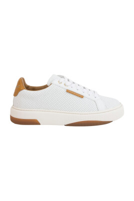 white-sneaker-stylish-model