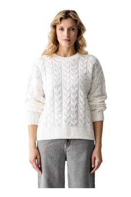 Cassandra Pullover