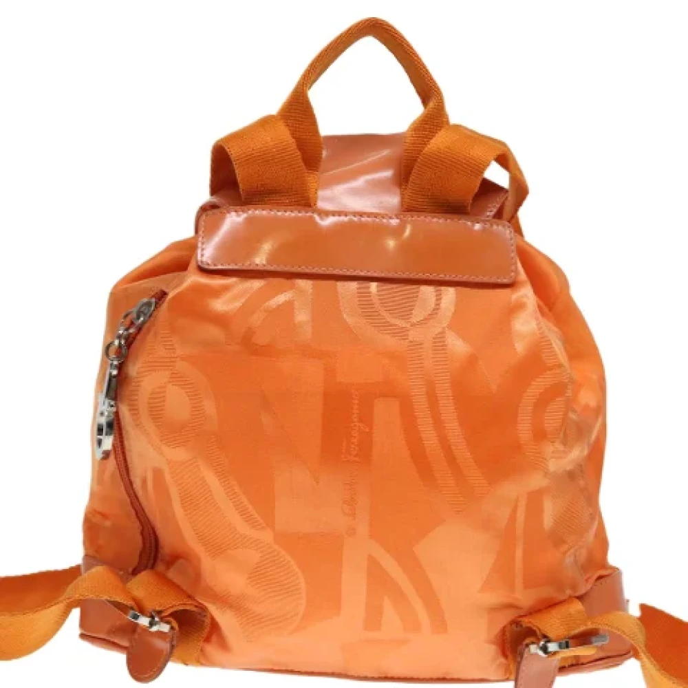 Salvatore Ferragamo Pre-owned Nylon backpacks Orange Dames