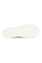 beige-sneakers-for-women