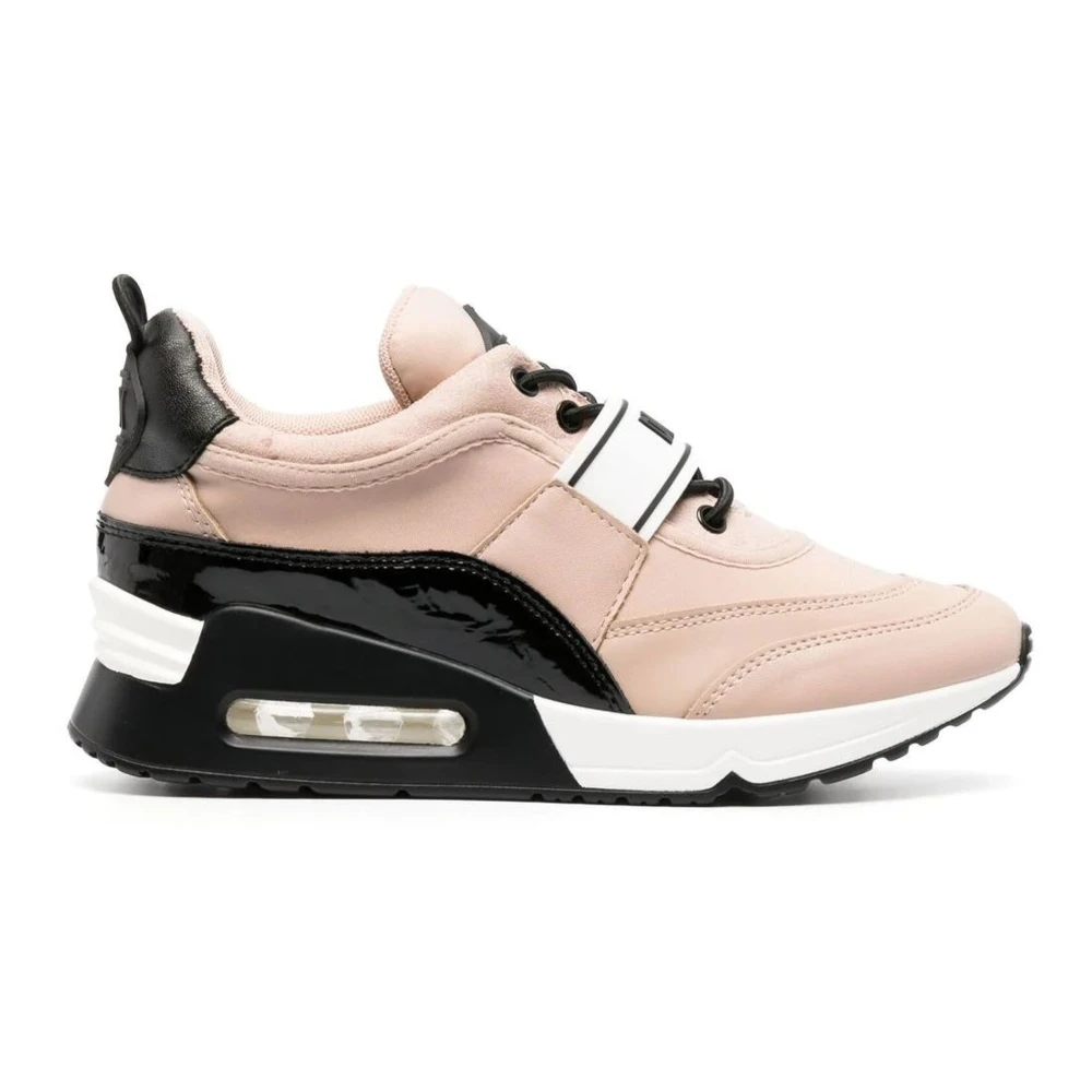 DKNY Aislin Sneaker