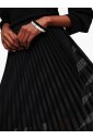 jupe-midi-plissee-en-maille