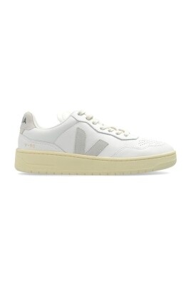 white-leather-sneakers-perforated-logo-patch
