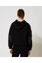 sweat-a-capuche-avec-detail-macrame