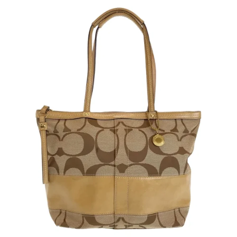 Coach Pre-owned Canvas handbags Beige Dames