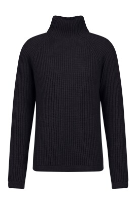 turtleneck-sweater