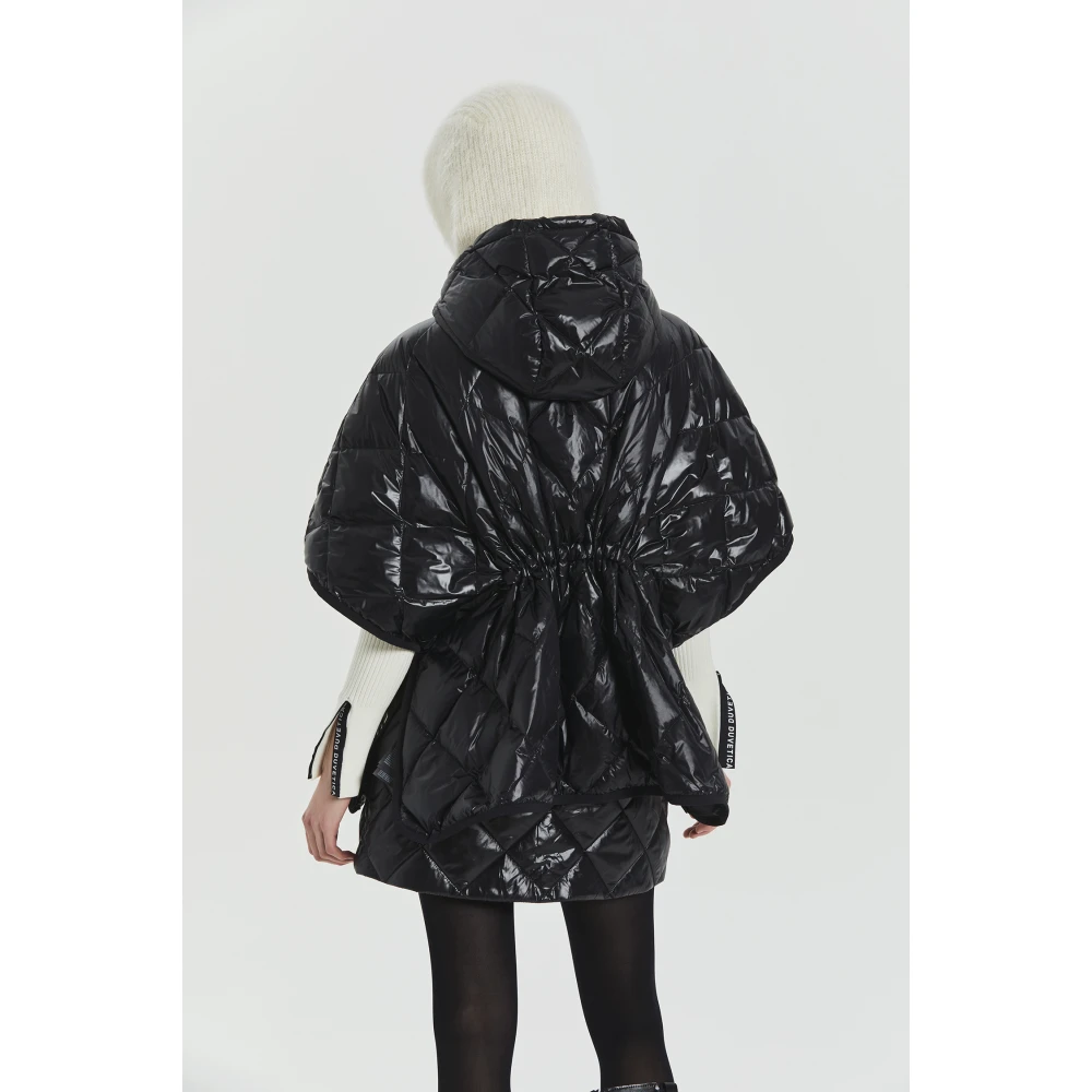 duvetica Zwarte Diamond Quilted Dons Poncho Black Dames