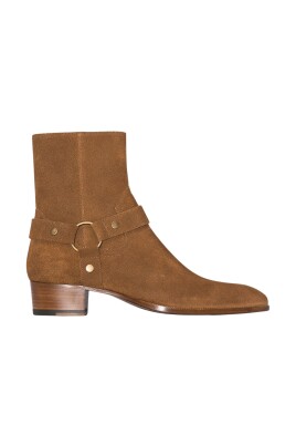 brown-leather-boots-with-zip-closure