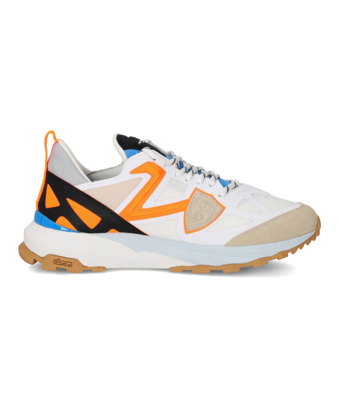 baskets-rocx-running
