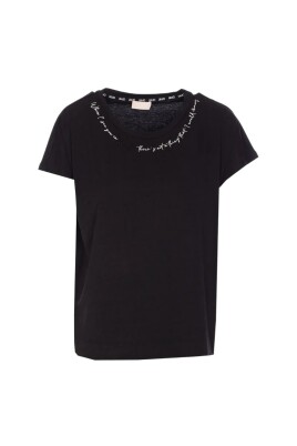 fashionable-cotton-t-shirt-with-round-neck