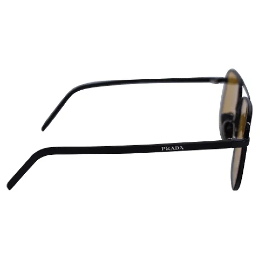Prada Vintage Pre-owned Metal sunglasses Black Heren