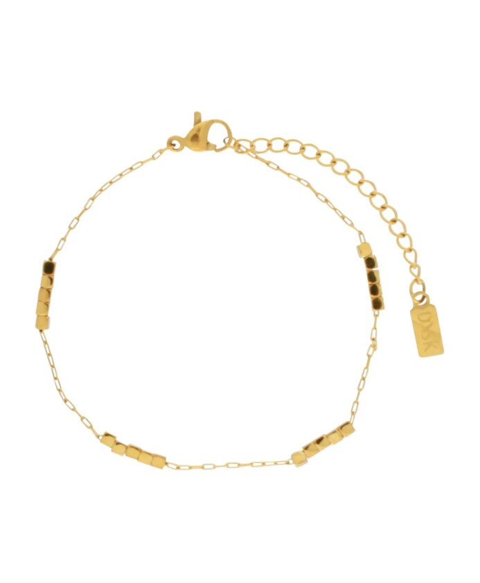 bracelet-de-perles-carrees-en-or