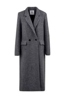 double-breasted-coat-with-high-back-slit